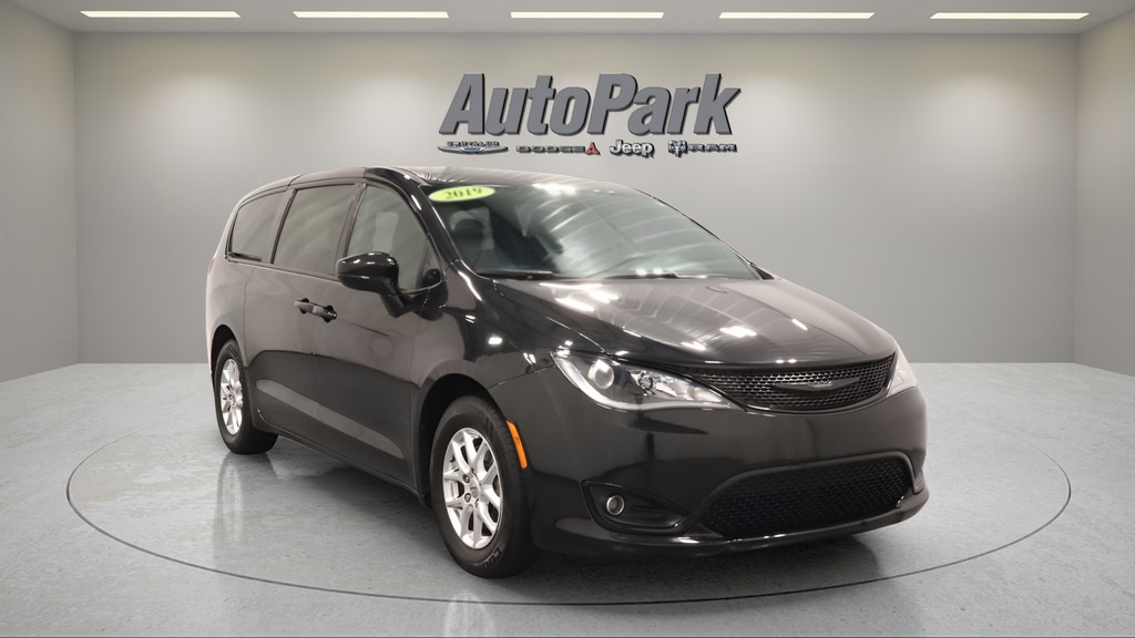 Certified 2019 Chrysler Pacifica Touring Plus with VIN 2C4RC1FG3KR633223 for sale in Plymouth, IN