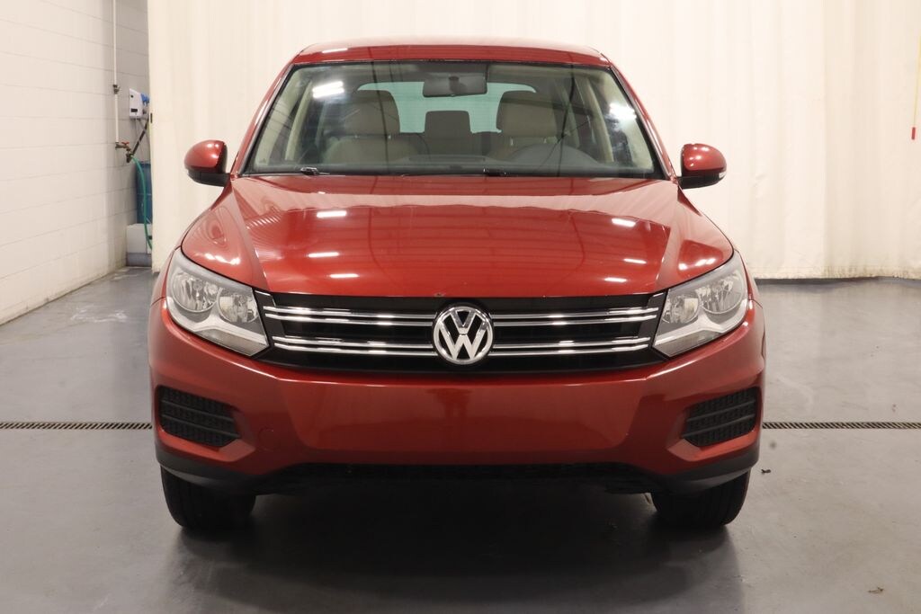 Used 2014 Volkswagen Tiguan SE SUV