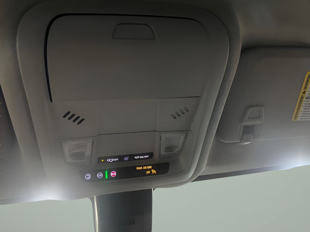 2024 Chevrolet Equinox LT - Photo 23