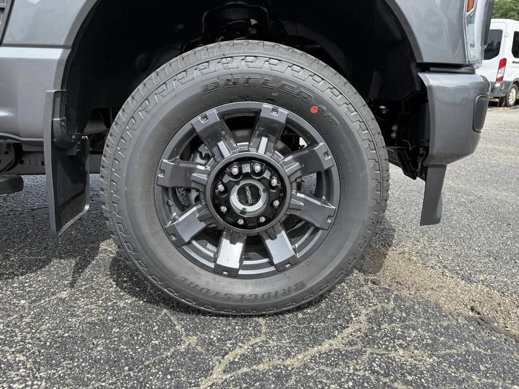 2026 Ford F-350 Super Duty XL - Photo 34
