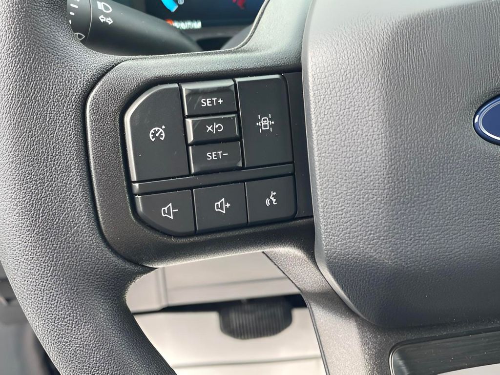 2025 Ford F-150 STX - Photo 21