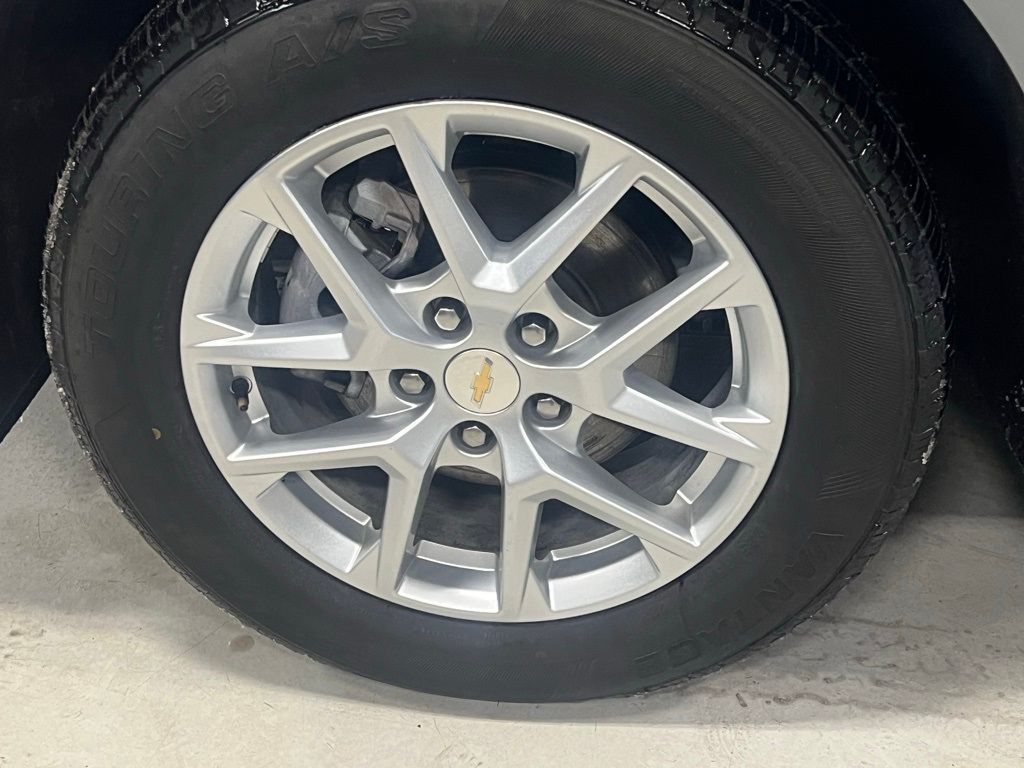 2024 Chevrolet Equinox LT - Photo 43