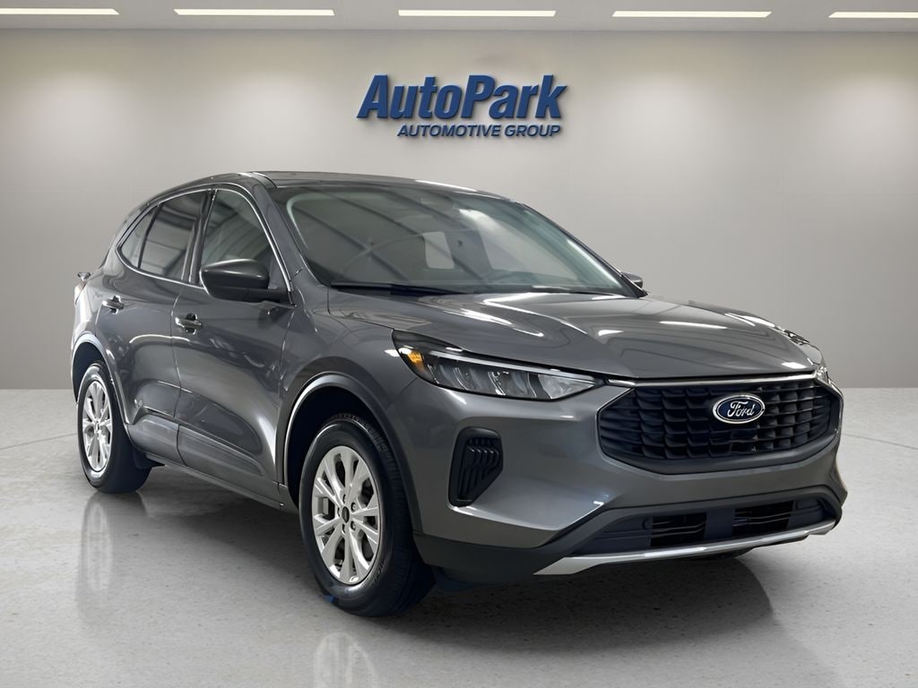 Used 2025 Ford Escape Active SUV