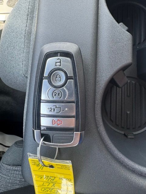 2026 Ford F-250 Super Duty XLT - Photo 27