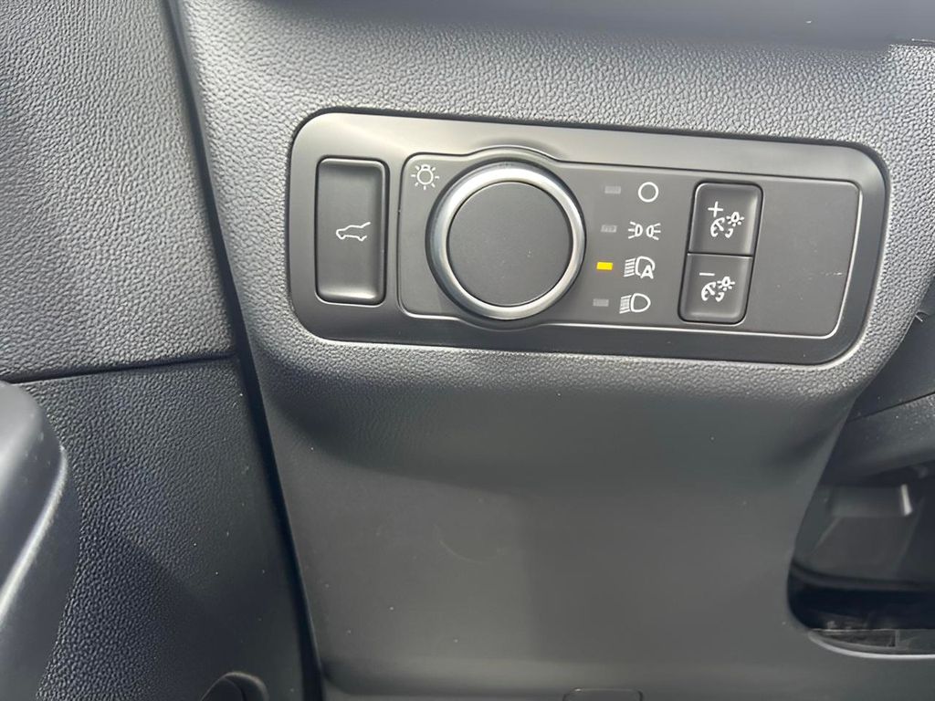 2025 Ford Escape Active - Photo 13