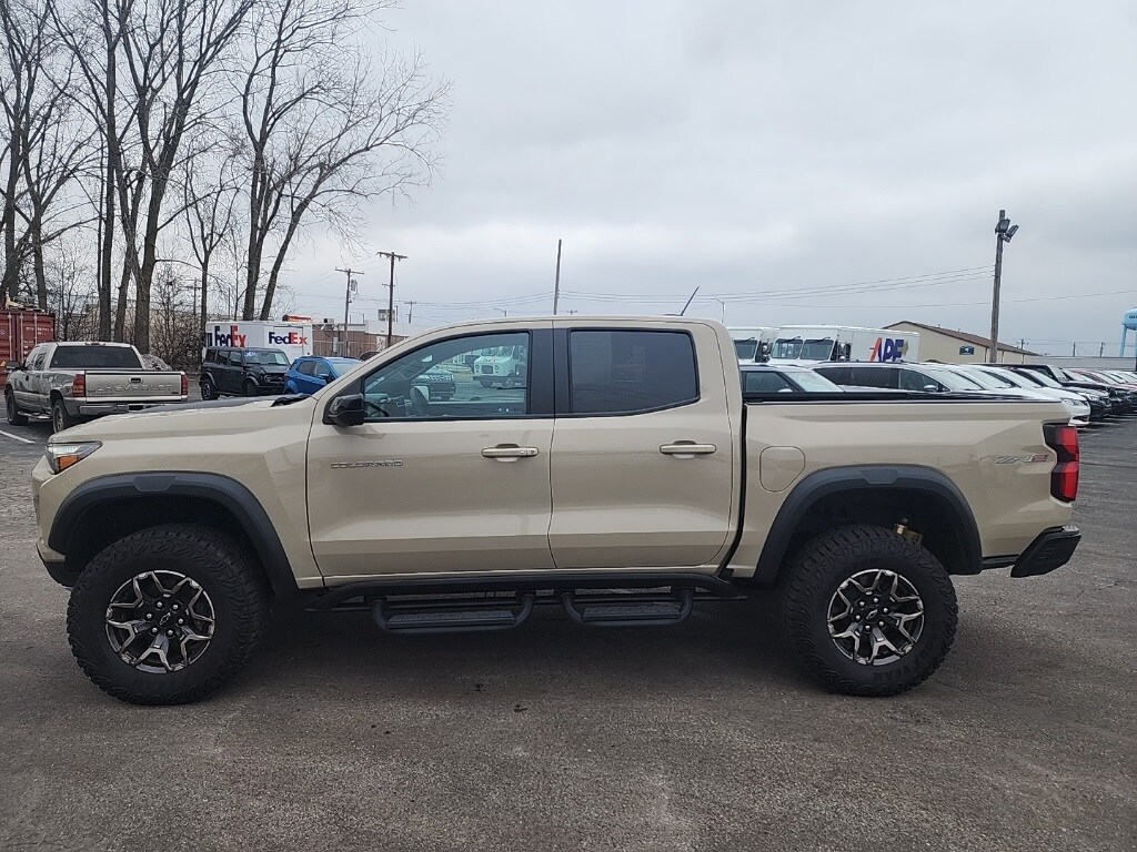 Used 2024 Chevrolet Colorado ZR2 Truck Crew Cab