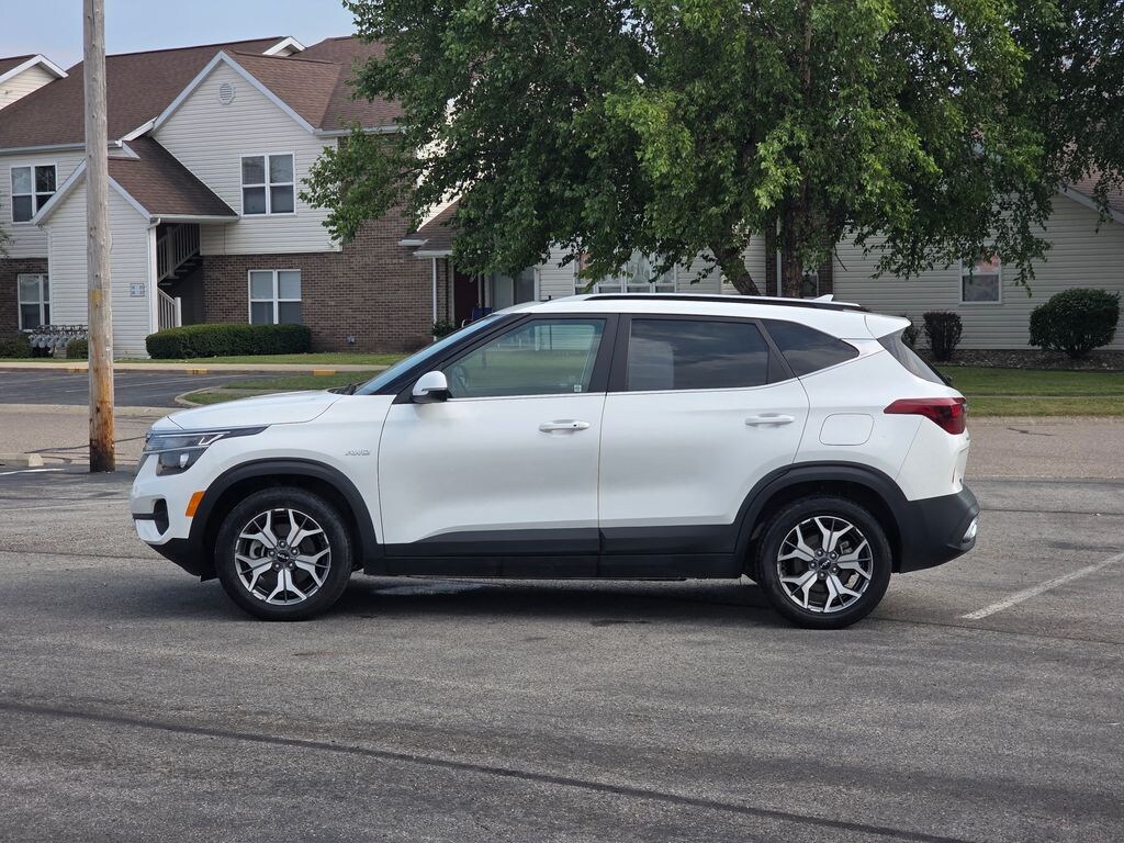 Certified 2022 Kia Seltos EX SUV