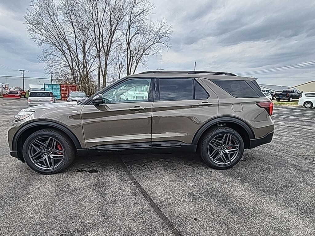 New 2026 Ford Explorer ST-Line SUV