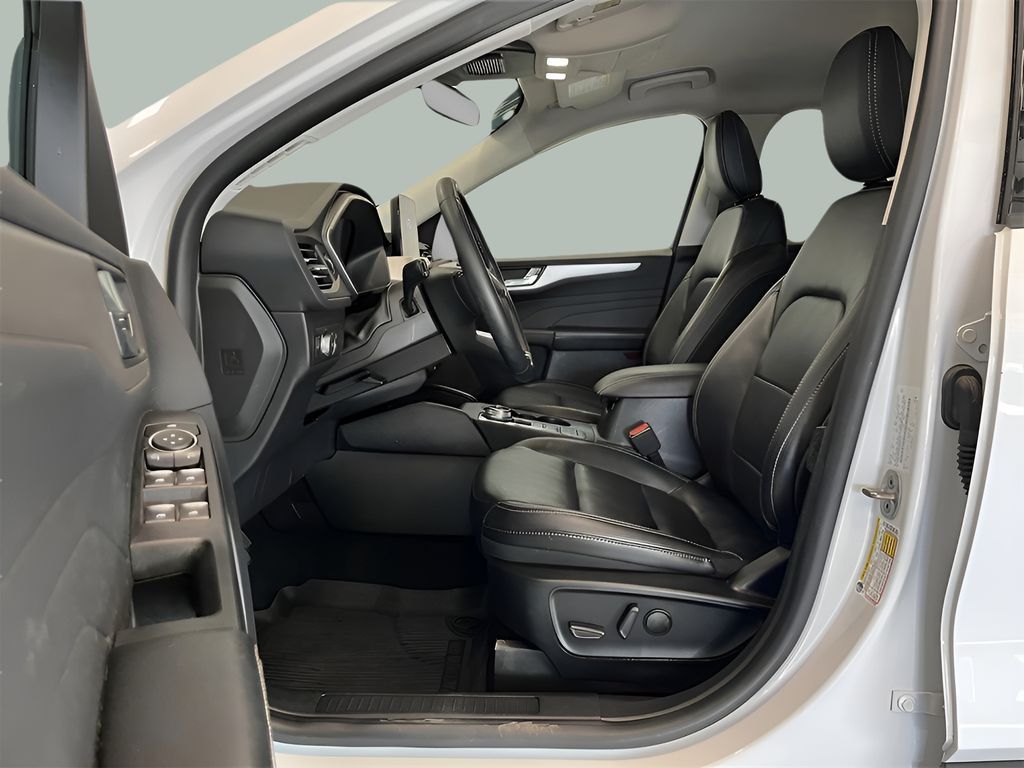 2022 Ford Escape SEL - Photo 16