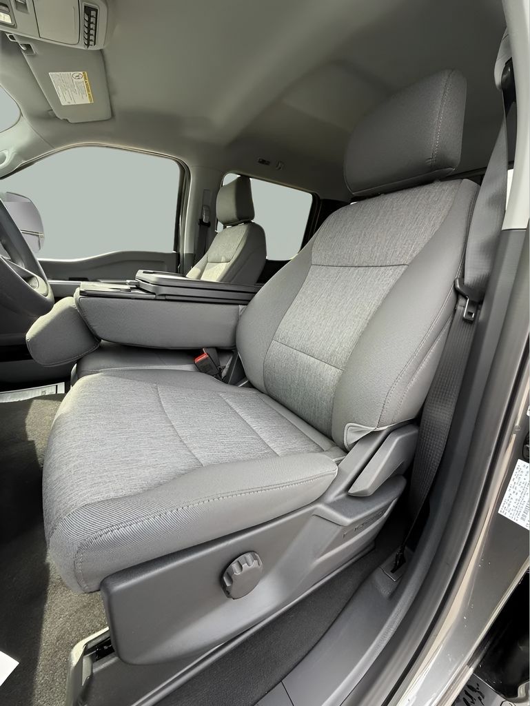2026 Ford F-350 Super Duty XL - Photo 18