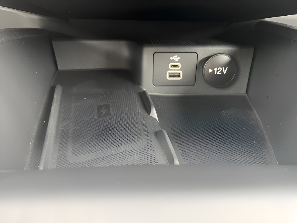 2025 Ford Escape Active - Photo 9