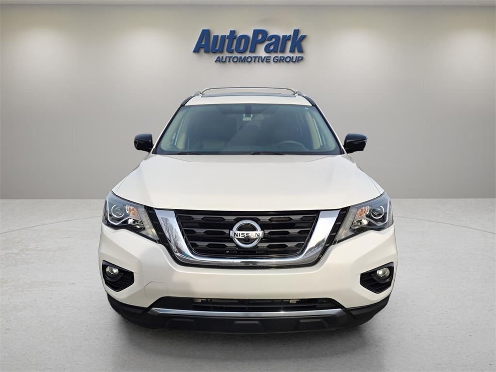 Used 2017 Nissan Pathfinder Platinum SUV