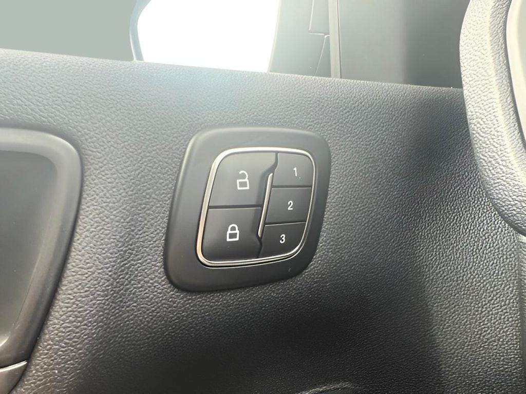 2025 Ford Escape Active - Photo 12