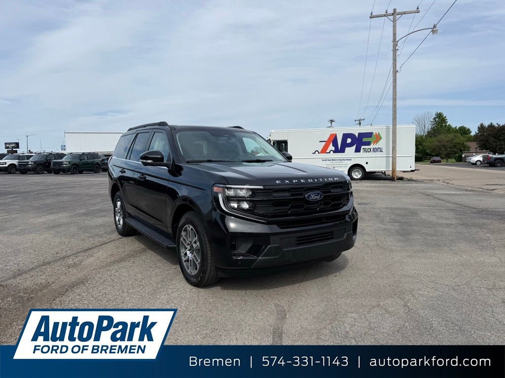 2026 Ford Expedition Active 4x4's photo