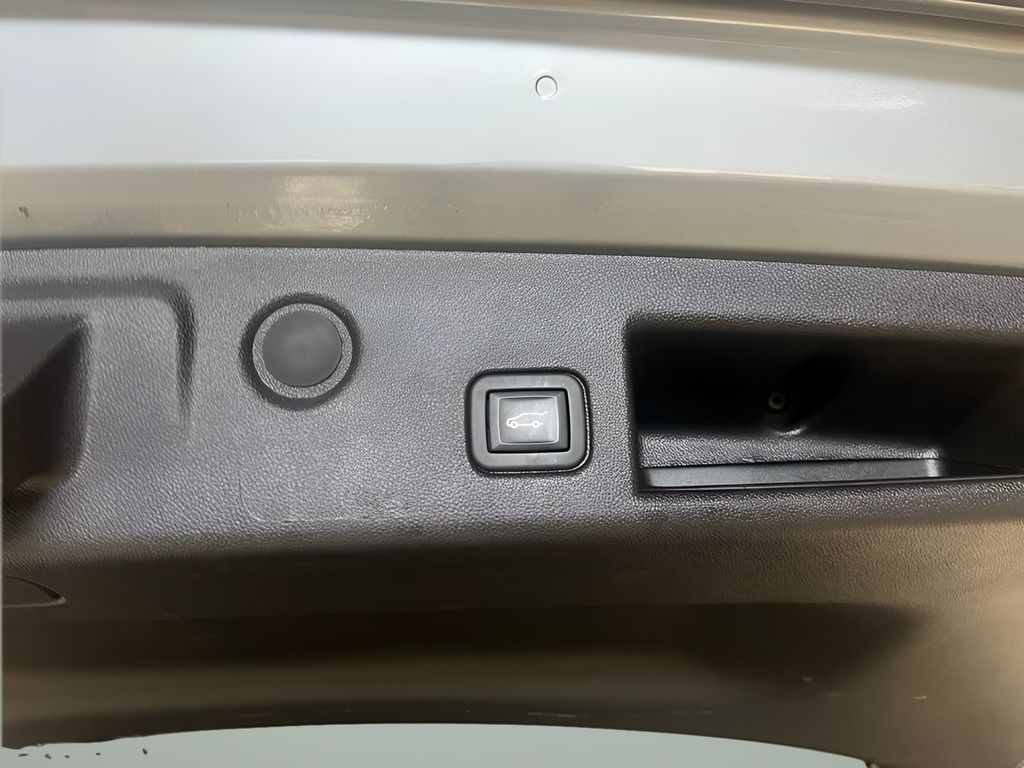 2024 Chevrolet Equinox LT - Photo 35