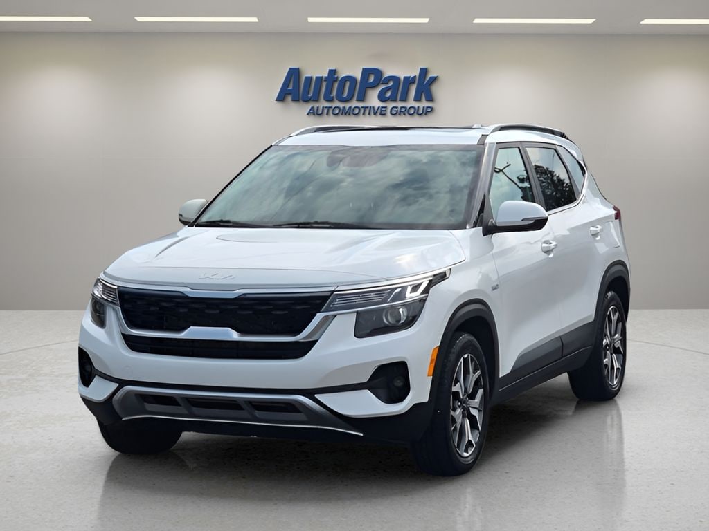 Certified 2022 Kia Seltos EX SUV