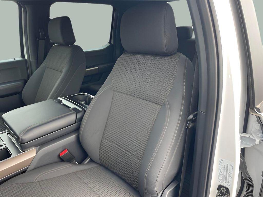 2025 Ford F-150 STX - Photo 18