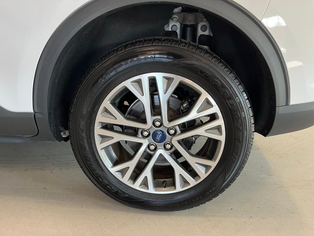 2022 Ford Escape SEL - Photo 10