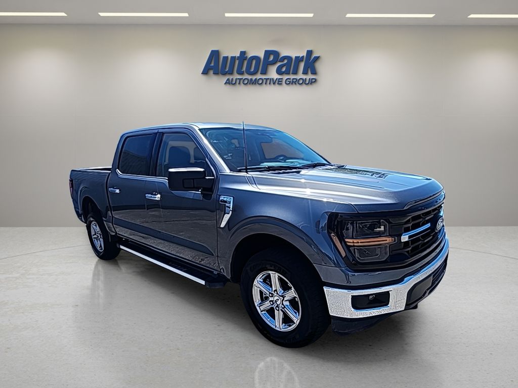 2025 Ford F-150 Truck SuperCrew Cab 