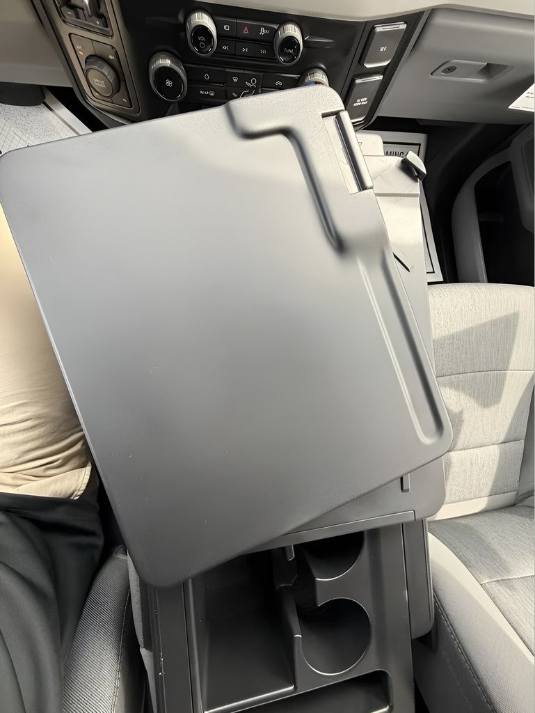 2026 Ford F-350 Super Duty XL - Photo 10