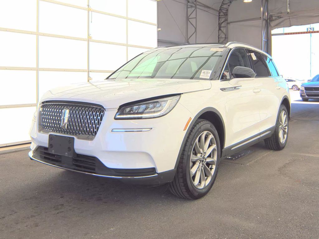 2022 Lincoln Corsair AWD's photo
