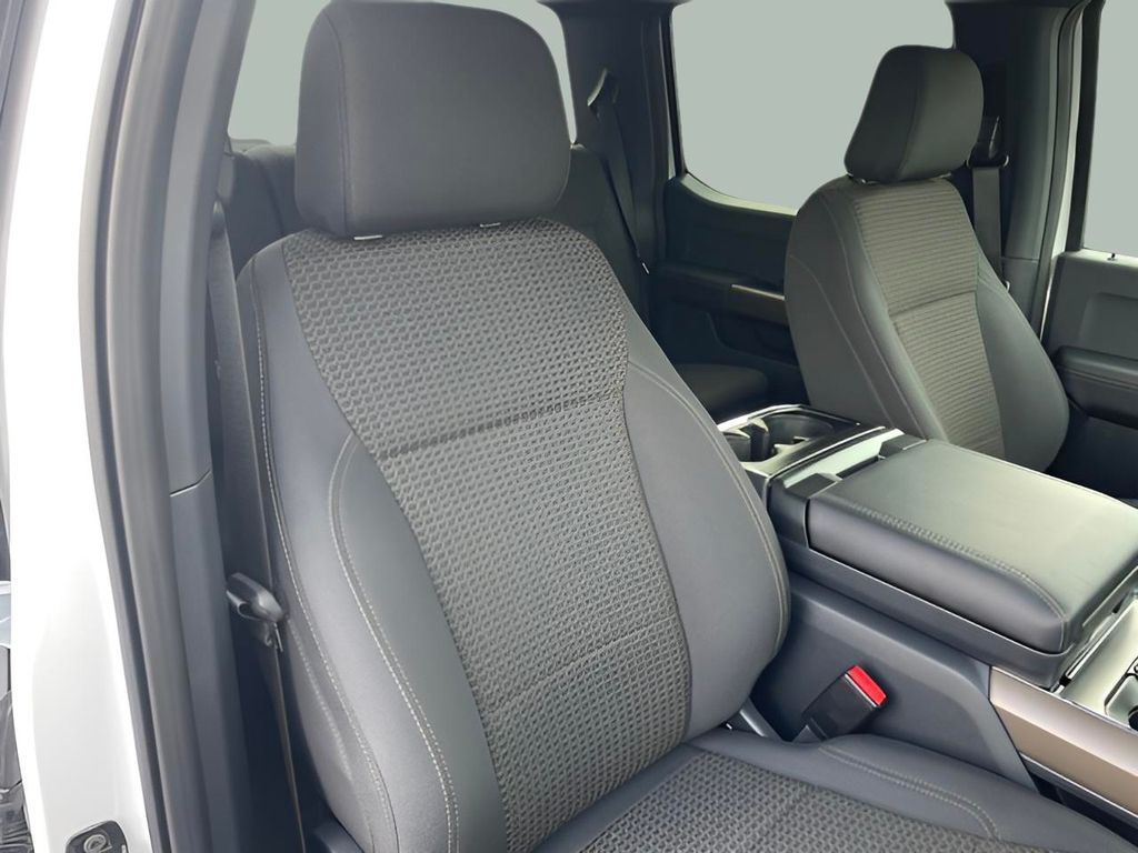2025 Ford F-150 STX - Photo 41