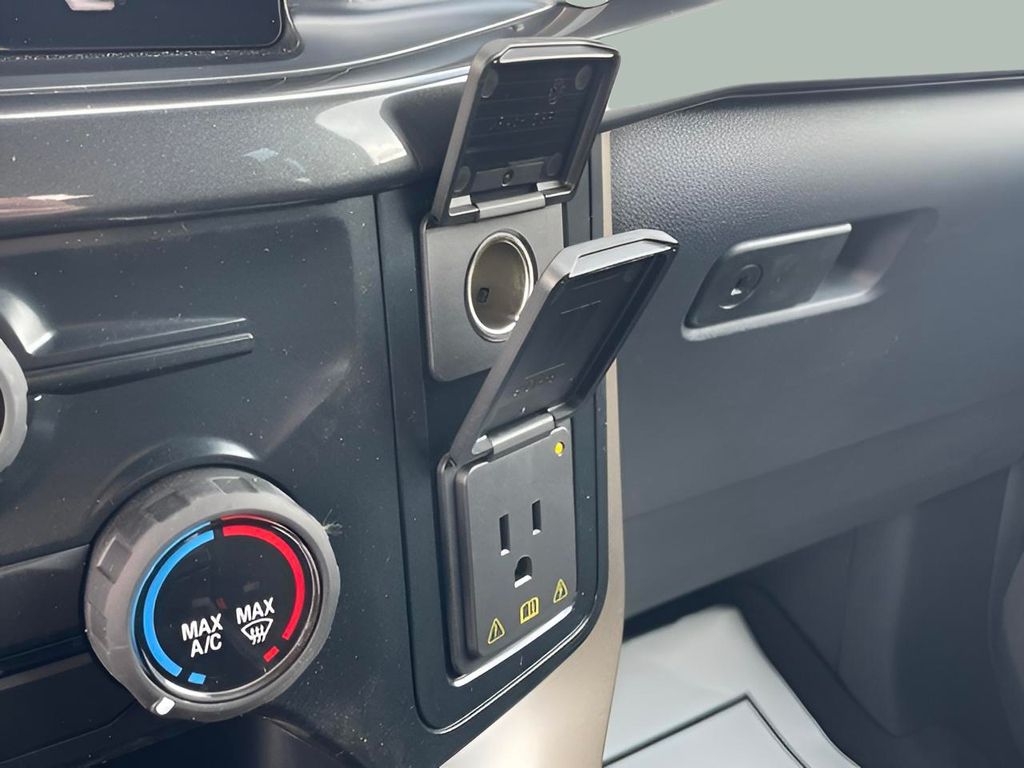 2025 Ford F-150 STX - Photo 27