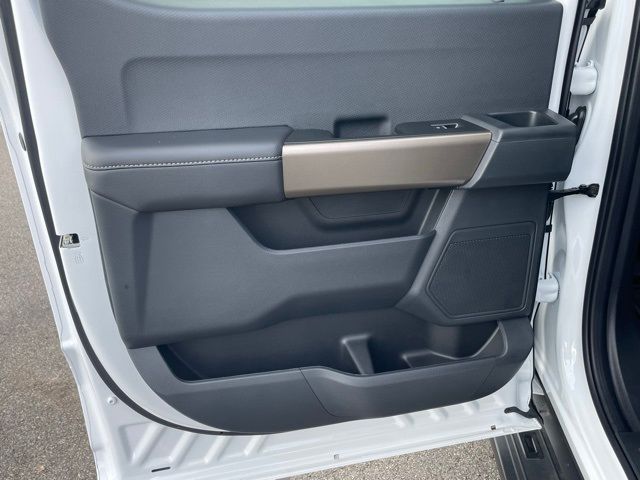 2025 Ford F-150 STX - Photo 31