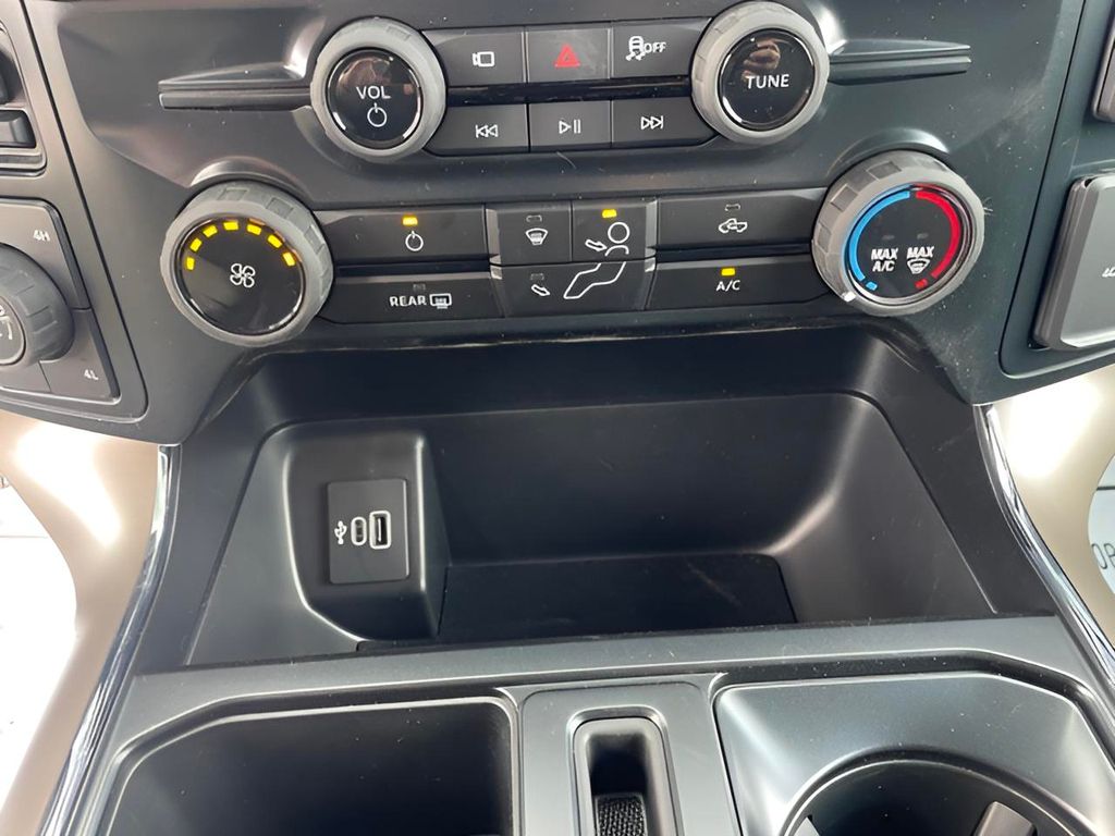 2025 Ford F-150 STX - Photo 26