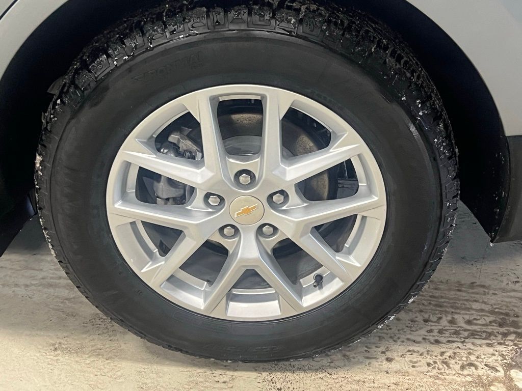 2024 Chevrolet Equinox LT - Photo 45