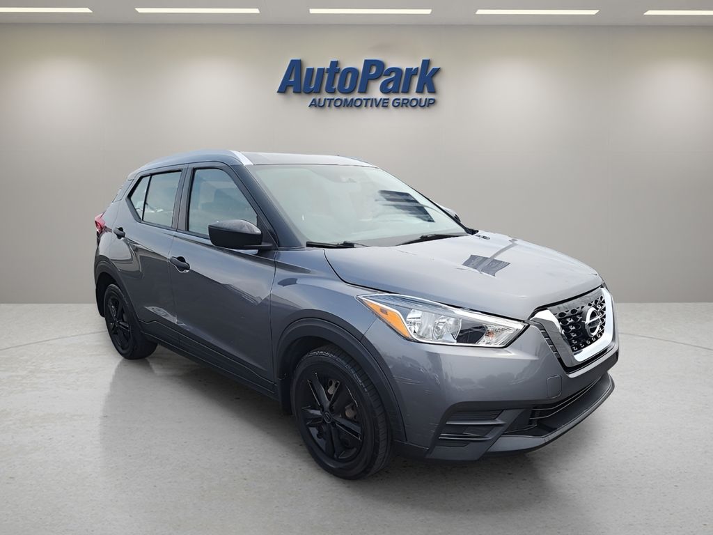 2019 Nissan Kicks 1.6 S's photo