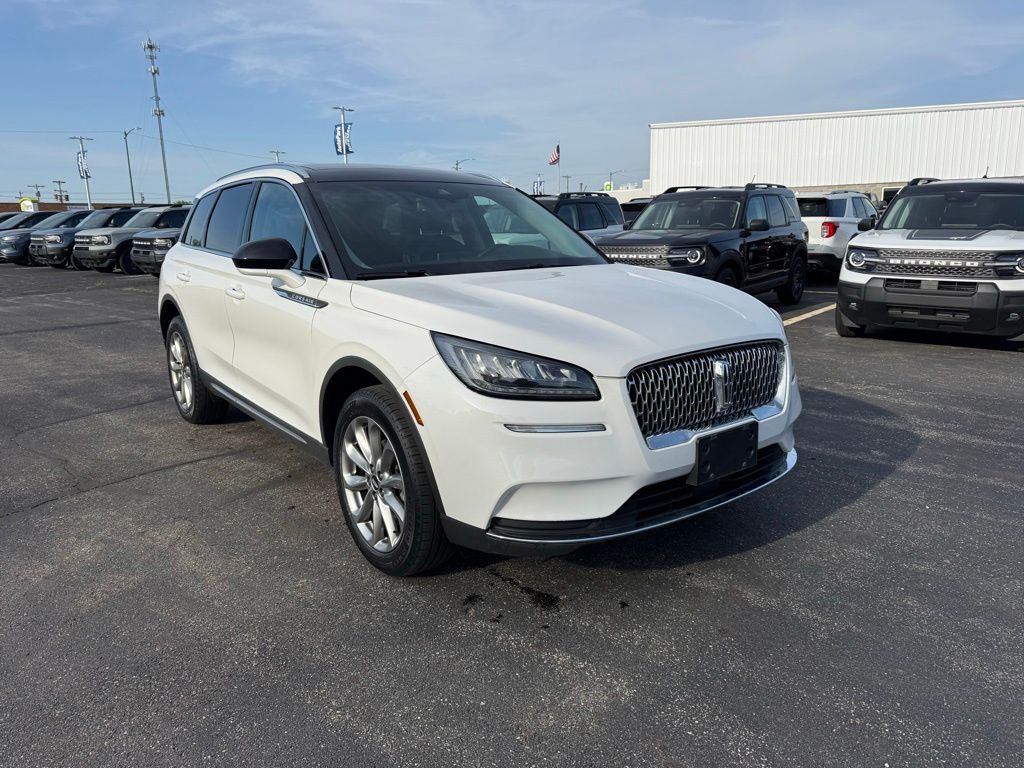 2022 Lincoln Corsair AWD's photo