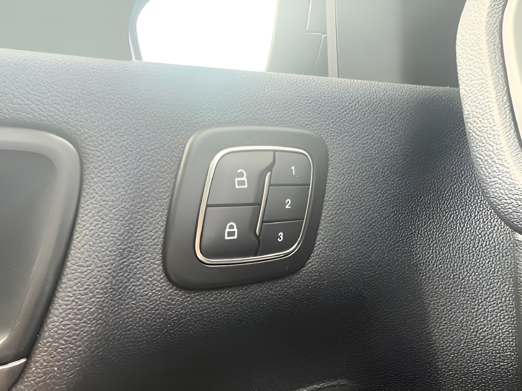 2025 Ford Escape Active - Photo 13