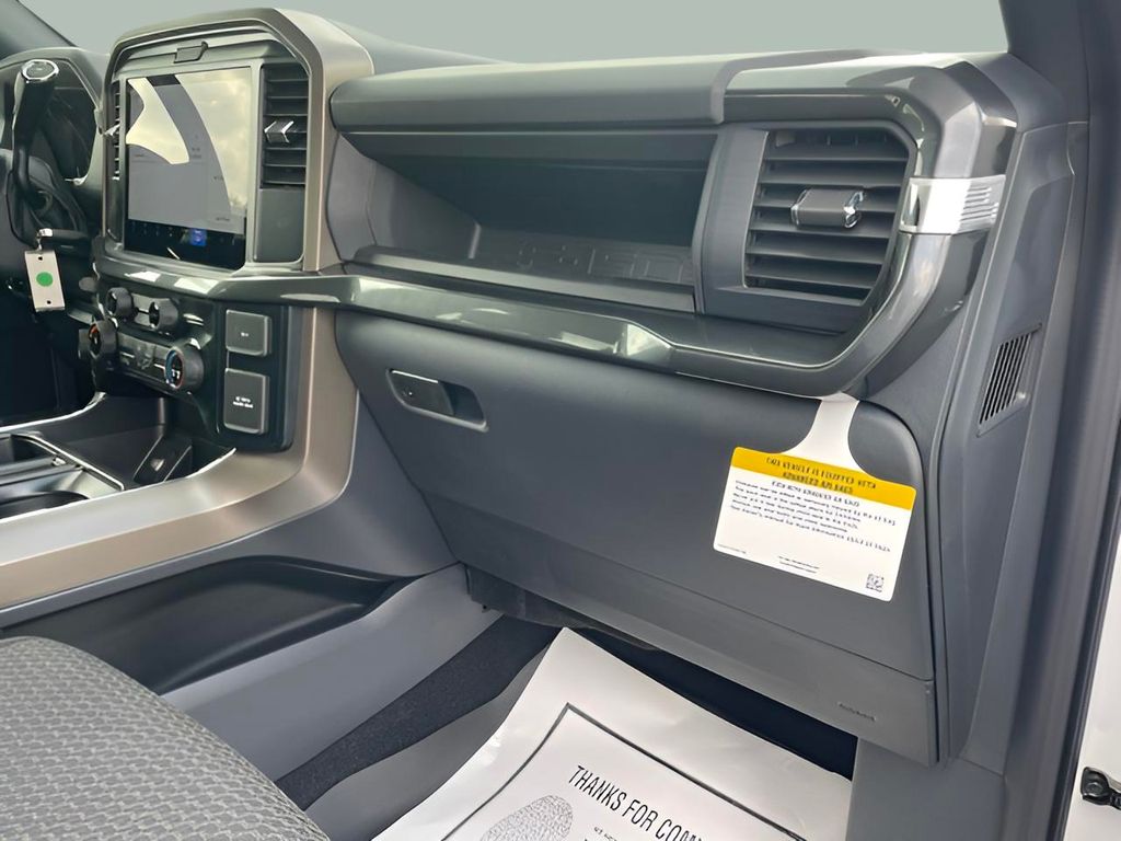 2025 Ford F-150 STX - Photo 43