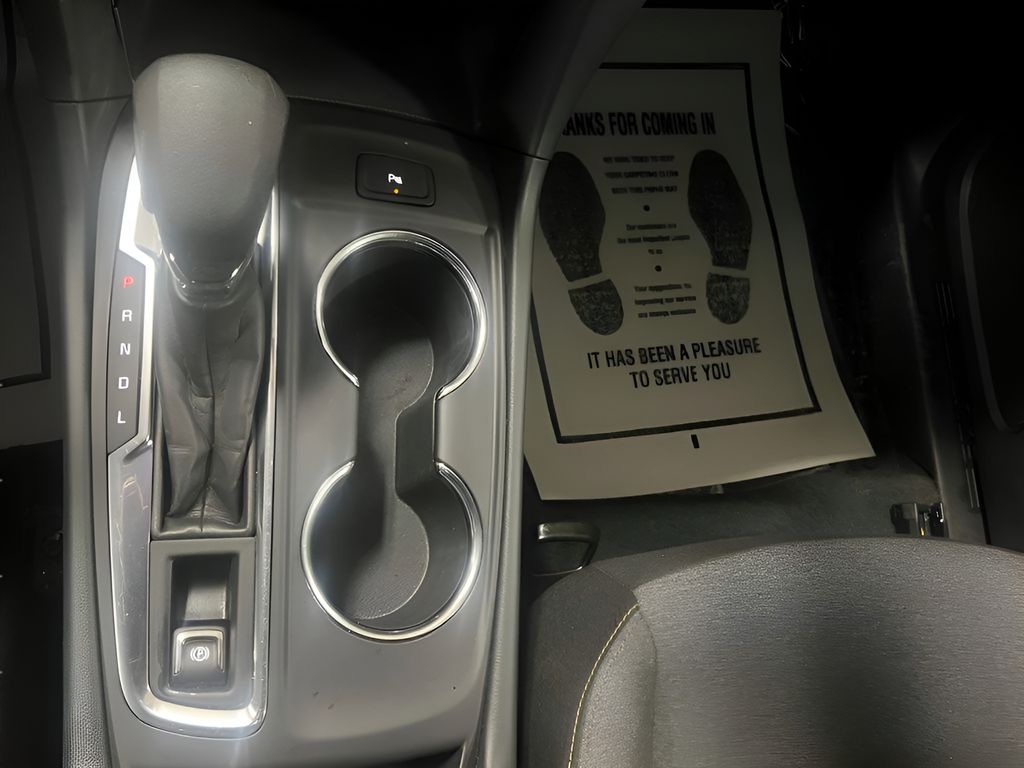 2024 Chevrolet Equinox LT - Photo 28