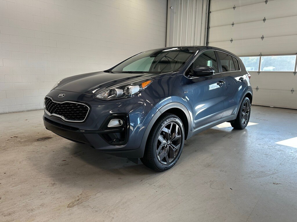 2022 Kia Sportage LX Value Edition photo 3