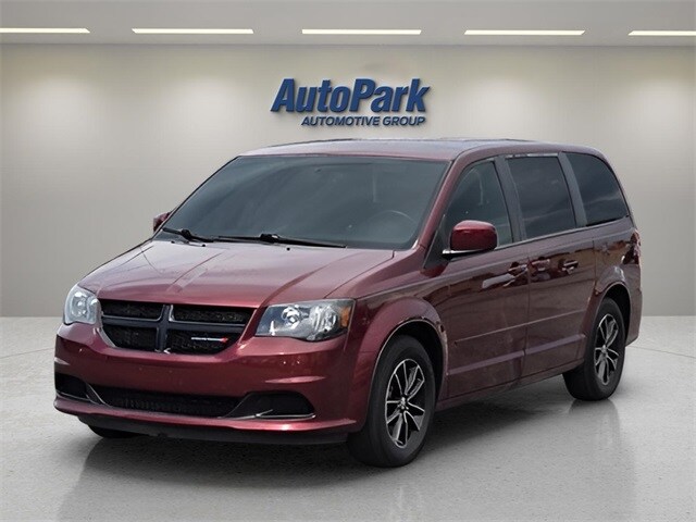 2017 Dodge Grand Caravan SE photo 3