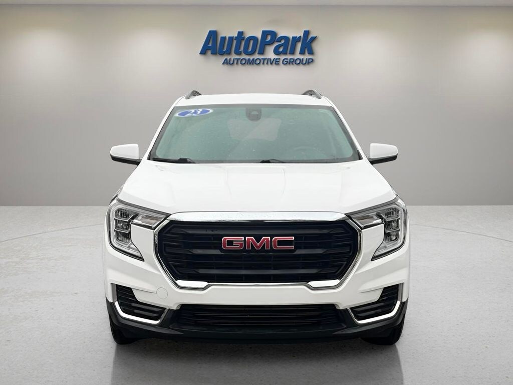 Used 2023 GMC Terrain SLE SUV