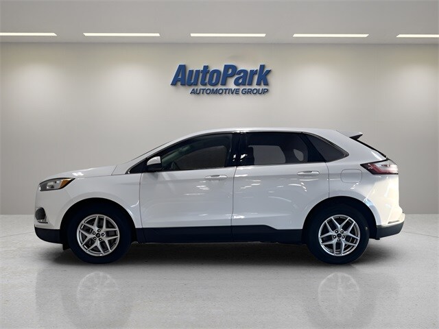 2021 Ford Edge SEL photo 4