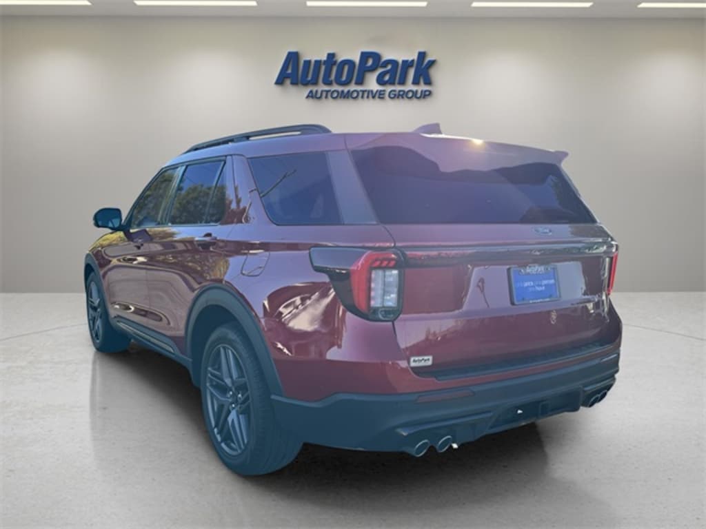 Used 2025 Ford Explorer ST SUV