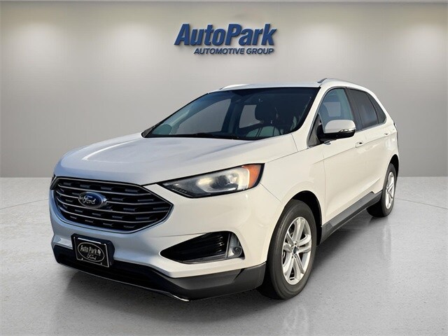 2019 Ford Edge SEL photo 3