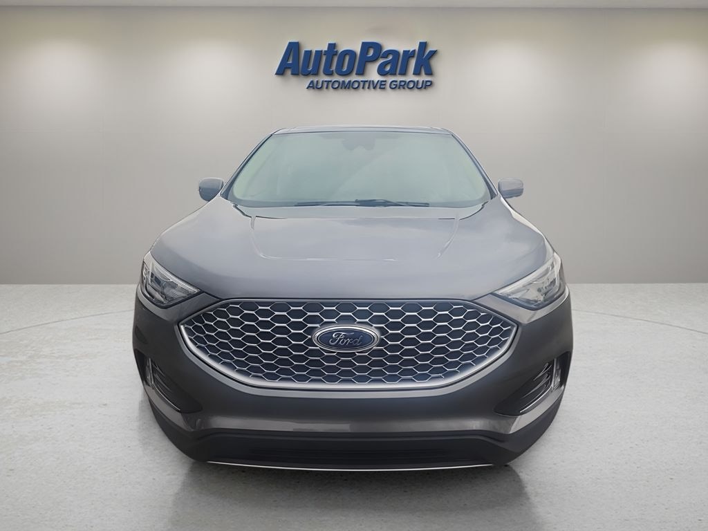 Certified 2024 Ford Edge SUV
