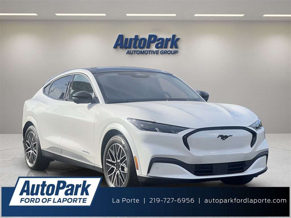 2025 Ford Mustang Mach-E SUV 