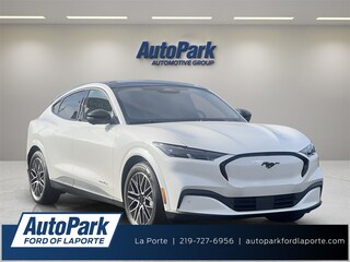 2025 Ford Mustang Mach-E Premium SUV