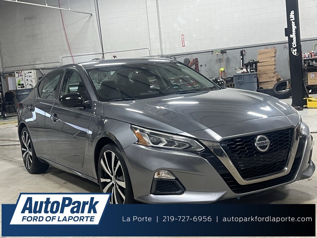 2020 Nissan Altima SR