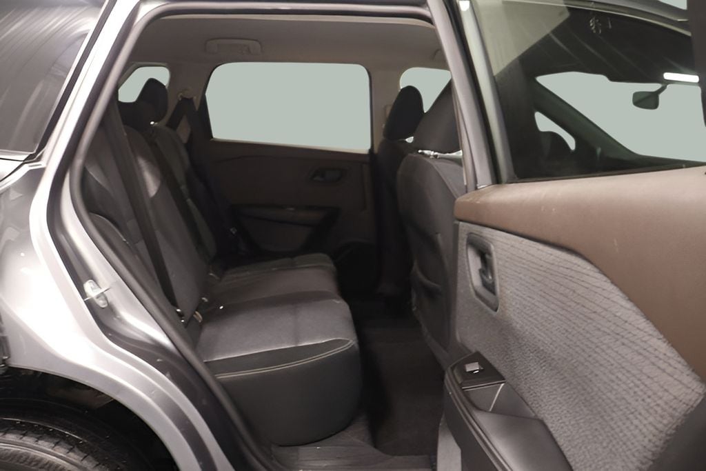 2021 Nissan Rogue S - Photo 17