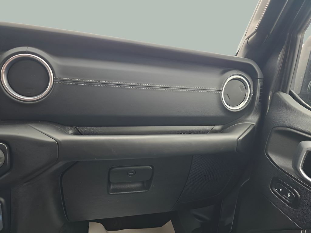 Used 2018 Jeep Wrangler Unlimited Sahara 4x4 SUV