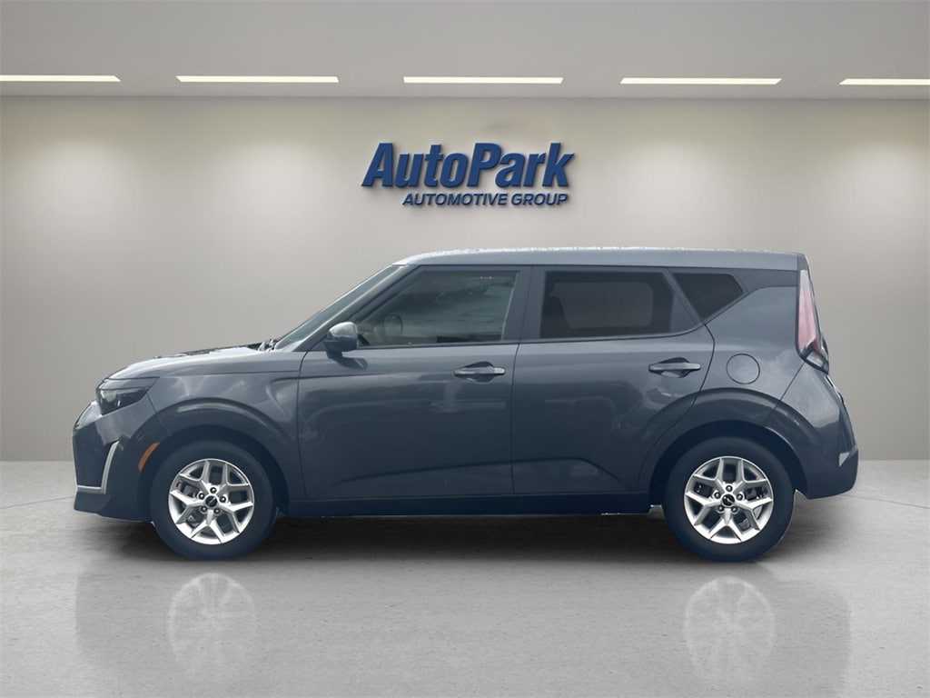 Used 2023 Kia Soul LX Hatchback