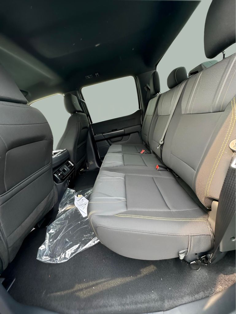 2025 Ford F-150 STX - Photo 11
