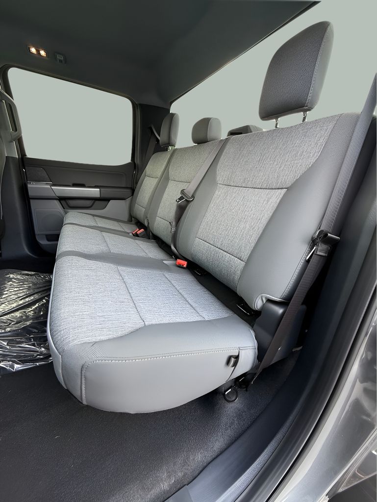 2026 Ford F-150 XLT - Photo 13